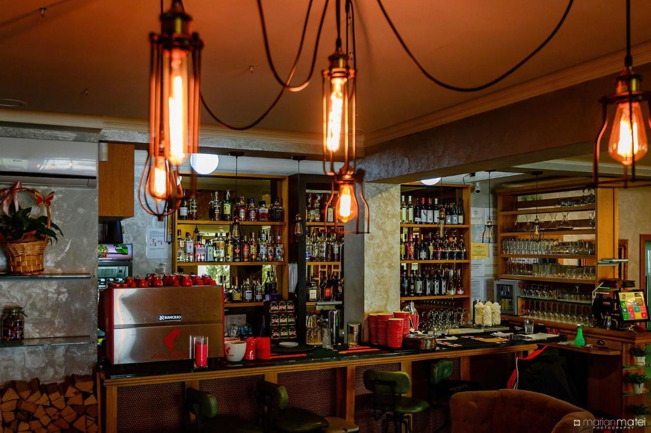 Hotel Roser House Boutique - Pe Malul Lacului Colibiţa Εξωτερικό φωτογραφία