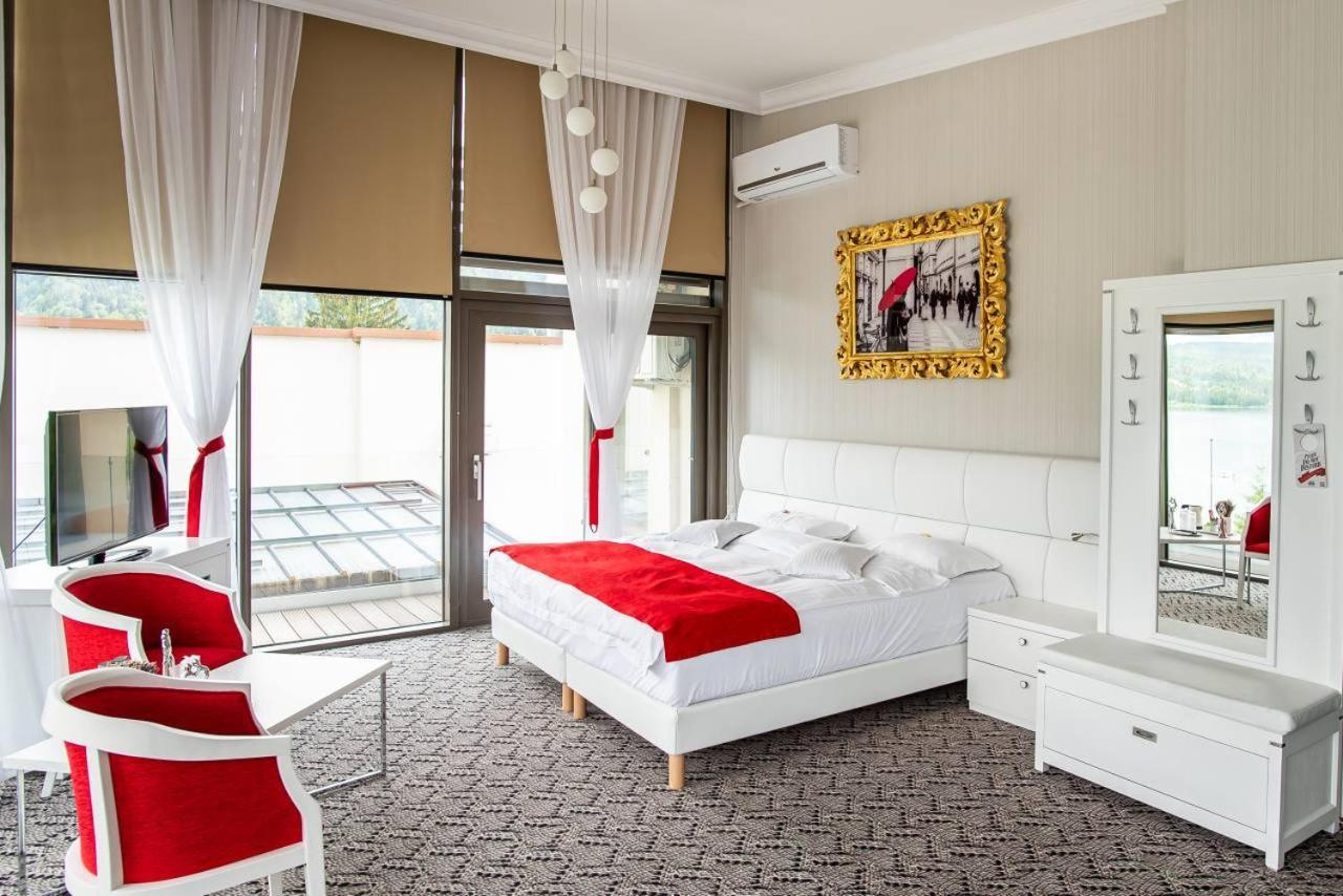 Hotel Roser House Boutique - Pe Malul Lacului Colibiţa Εξωτερικό φωτογραφία