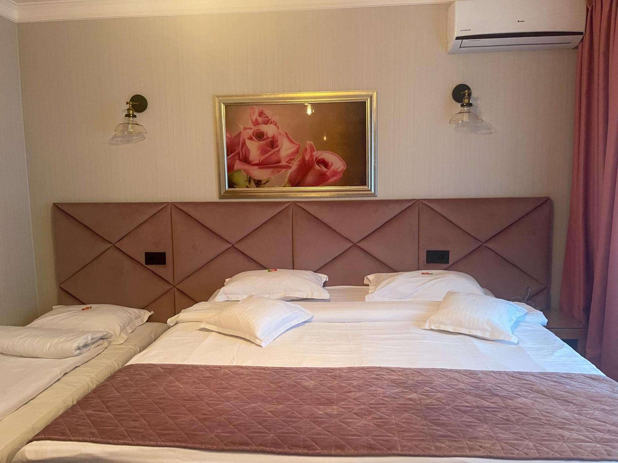 Hotel Roser House Boutique - Pe Malul Lacului Colibiţa Εξωτερικό φωτογραφία