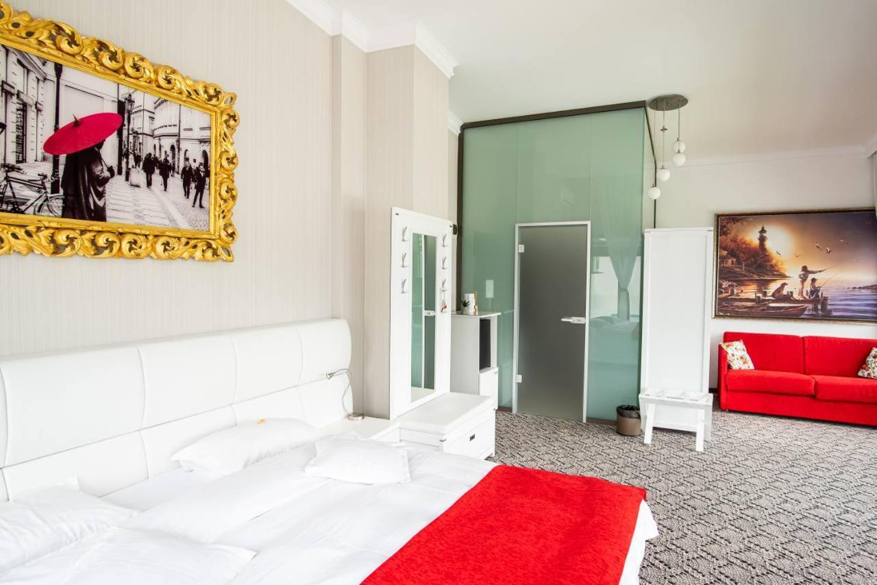 Hotel Roser House Boutique - Pe Malul Lacului Colibiţa Δωμάτιο φωτογραφία