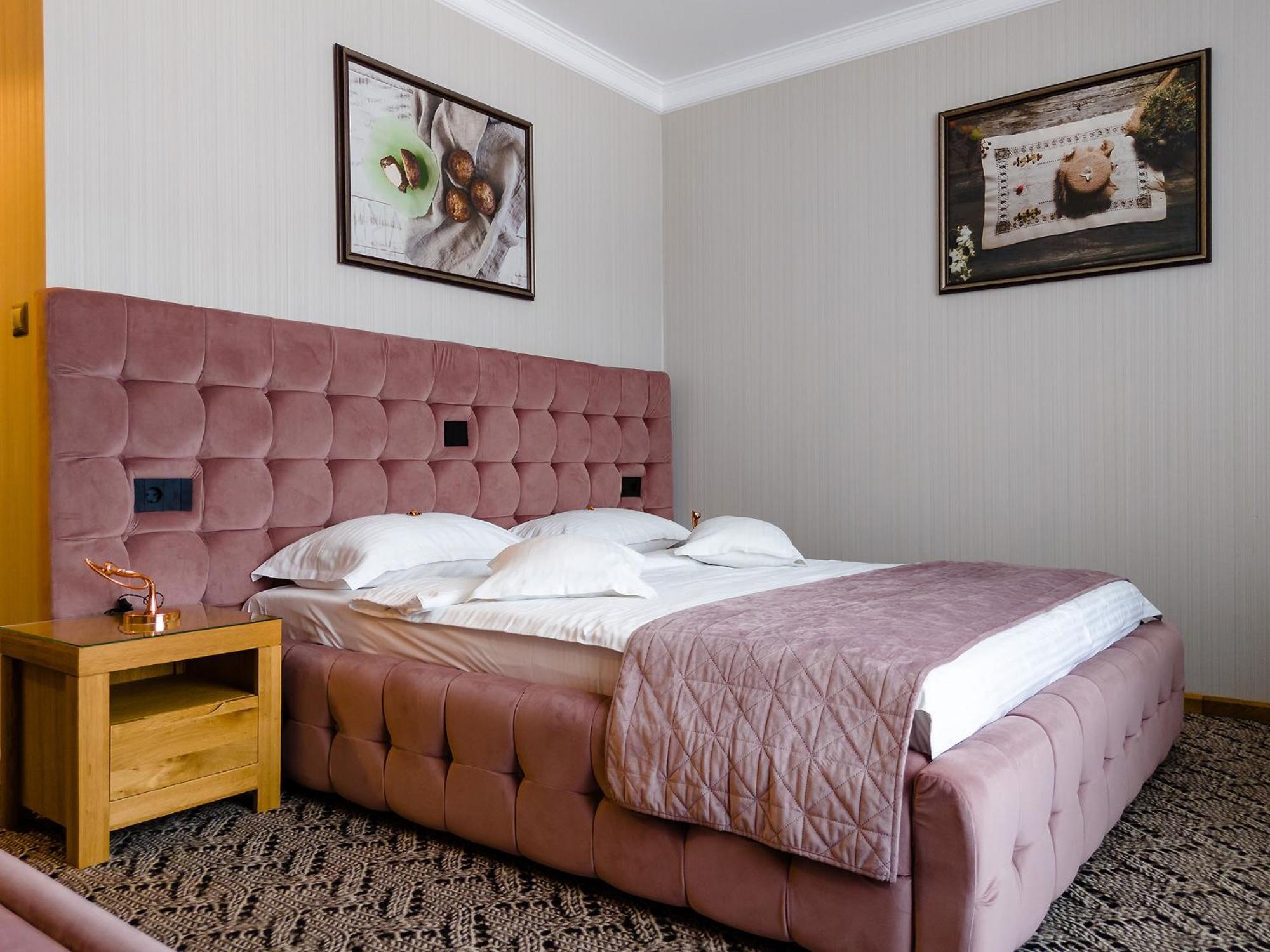 Hotel Roser House Boutique - Pe Malul Lacului Colibiţa Εξωτερικό φωτογραφία