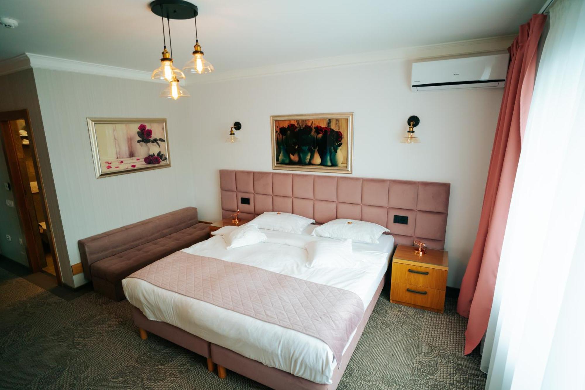 Hotel Roser House Boutique - Pe Malul Lacului Colibiţa Εξωτερικό φωτογραφία